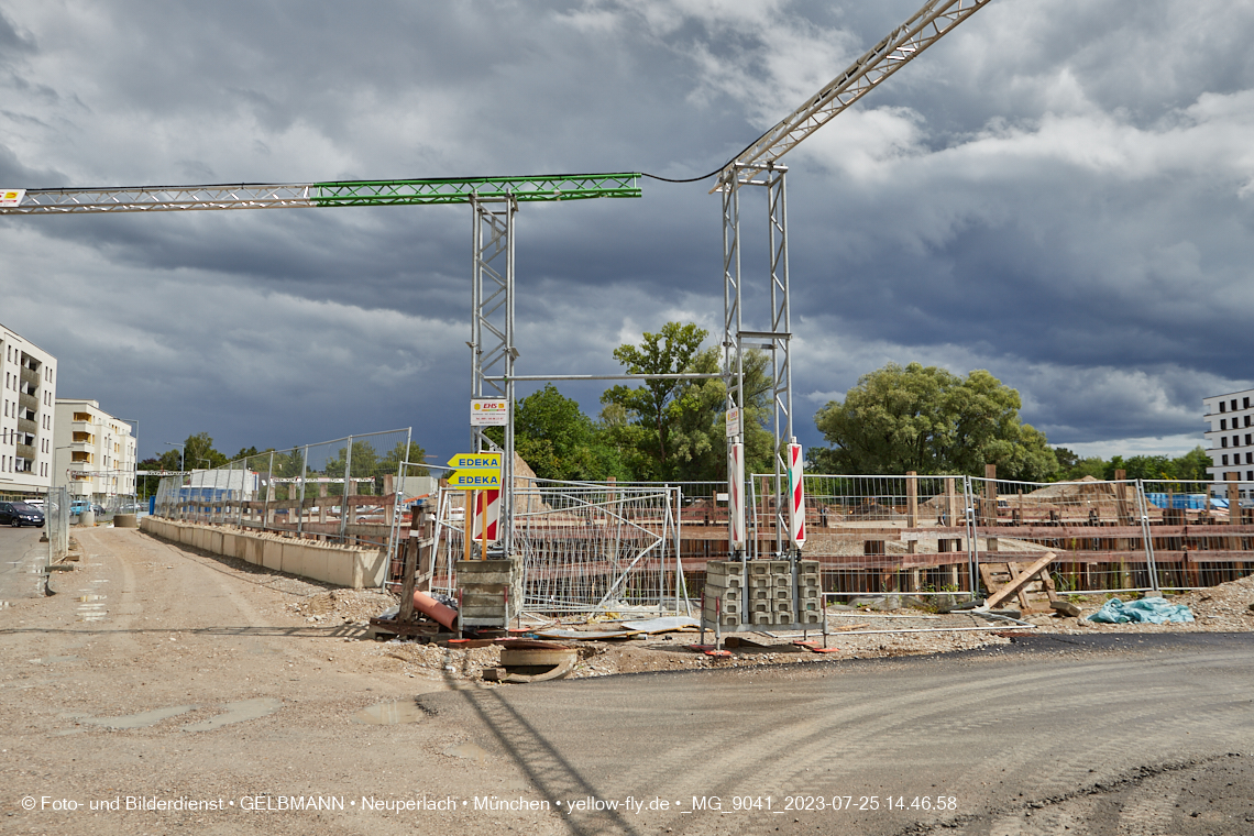 25.07.2023 - Rundgang im Alexisquartier in Neuperlach